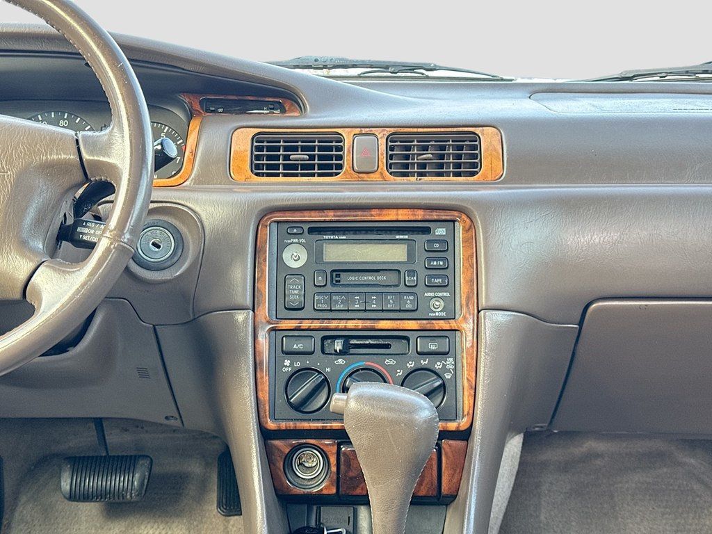 1999 Toyota Camry 4dr Sedan CE Automatic - 22972786 - 22