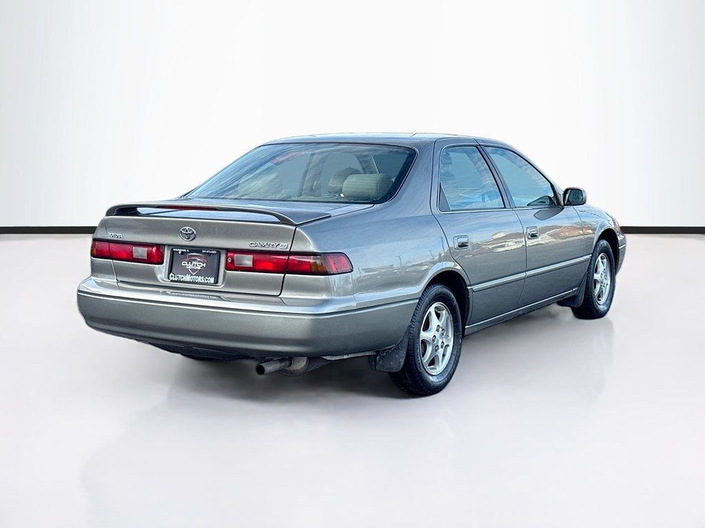 1999 Toyota Camry 4dr Sedan CE Automatic - 22972786 - 4