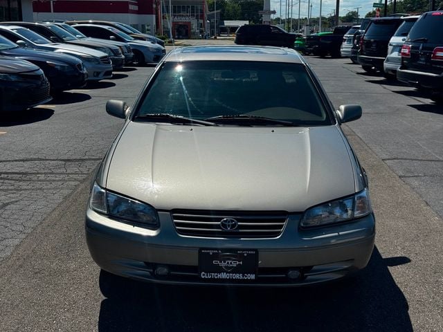 1999 Toyota Camry 4dr Sedan CE Automatic - 23046292 - 1