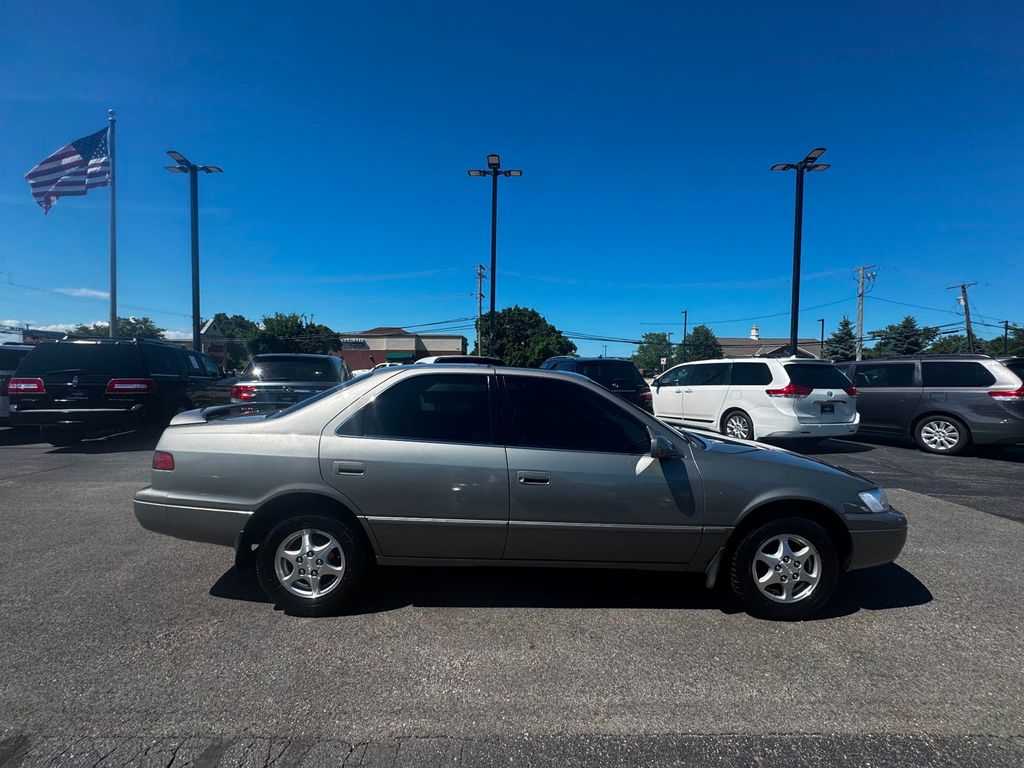1999 Toyota Camry 4dr Sedan CE Automatic - 23046292 - 3