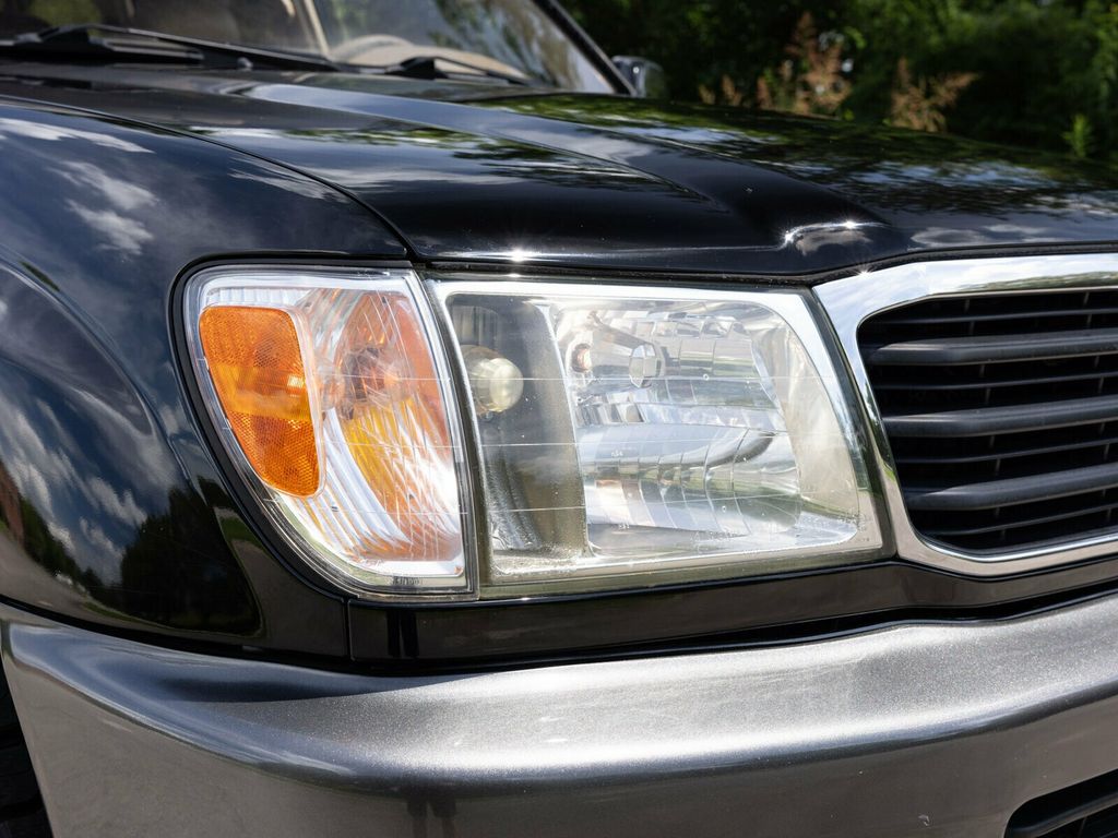 1999 Toyota Land Cruiser 1-Owner in Nashville Since New!! Factory Rear Differential Lock - 22873123 - 18