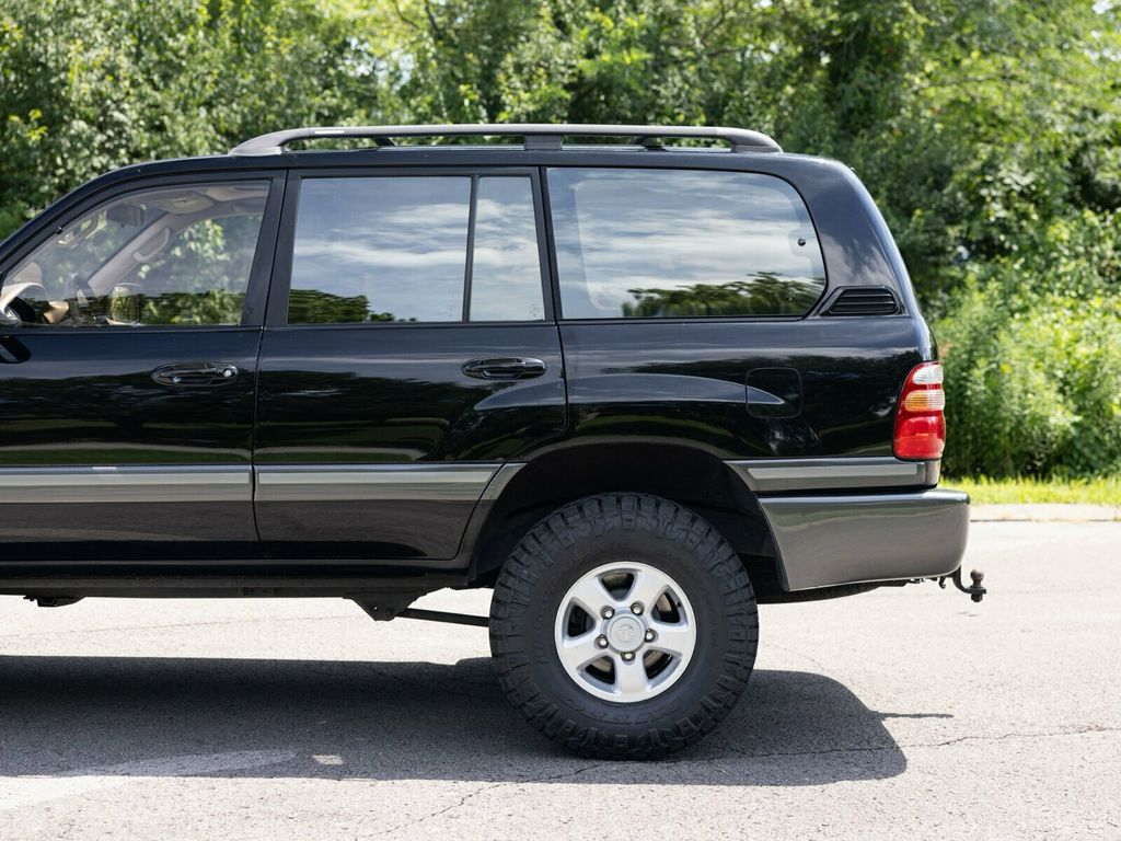 1999 Toyota Land Cruiser 1-Owner in Nashville Since New!! Factory Rear Differential Lock - 22873123 - 4