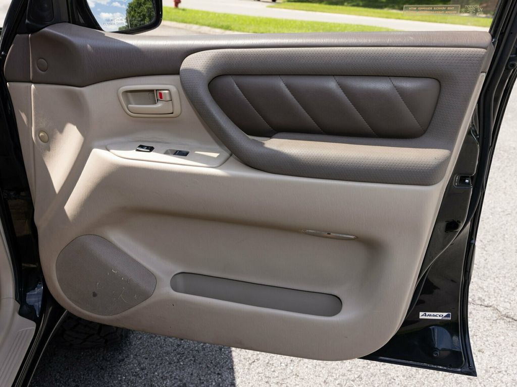 1999 Toyota Land Cruiser 1-Owner in Nashville Since New!! Factory Rear Differential Lock - 22873123 - 51