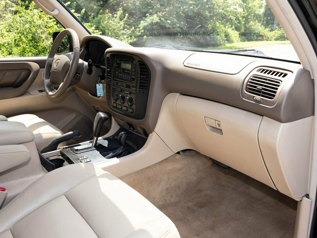 1999 Toyota Land Cruiser 1-Owner in Nashville Since New!! Factory Rear Differential Lock - 22873123 - 52