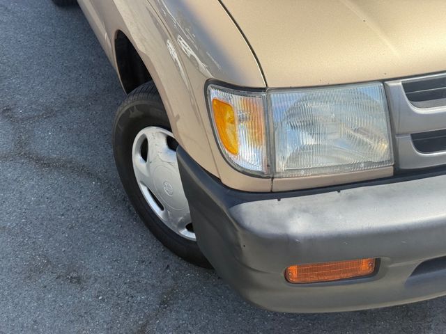 1999 Toyota Tacoma Reg Cab Manual - 22998618 - 2