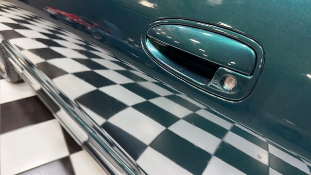 2000 Acura Integra 3dr Sport Coupe GS-R Manual - 22974822 - 38