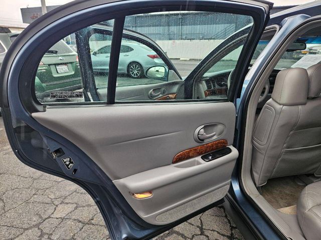 2000 Buick LeSabre Limited 4dr Sedan - 22984341 - 10