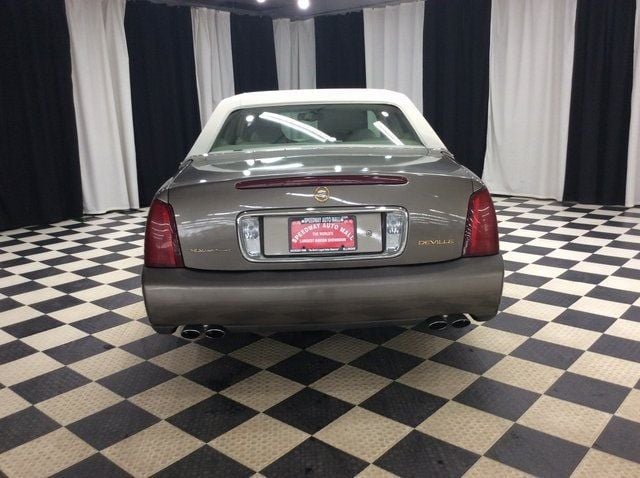 2000 Cadillac DeVille 4dr Sedan - 22525237 - 4