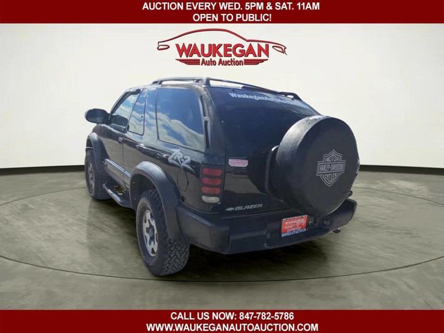 2000 Chevrolet Blazer 2dr 4WD LS - 22990052 - 5