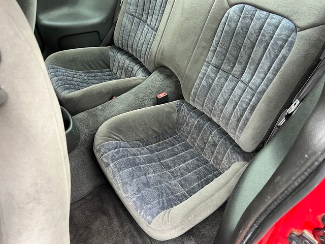 2000 Chevrolet Camaro 2dr Coupe - 23047933 - 17