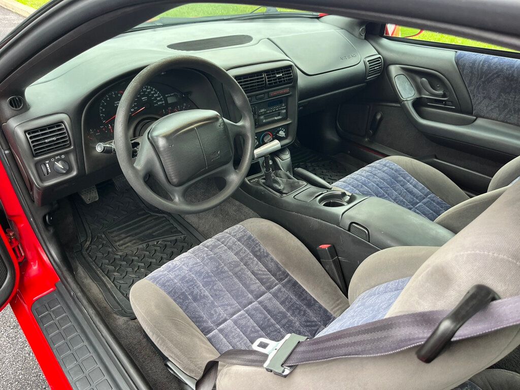 2000 Chevrolet Camaro 2dr Coupe - 23047933 - 19