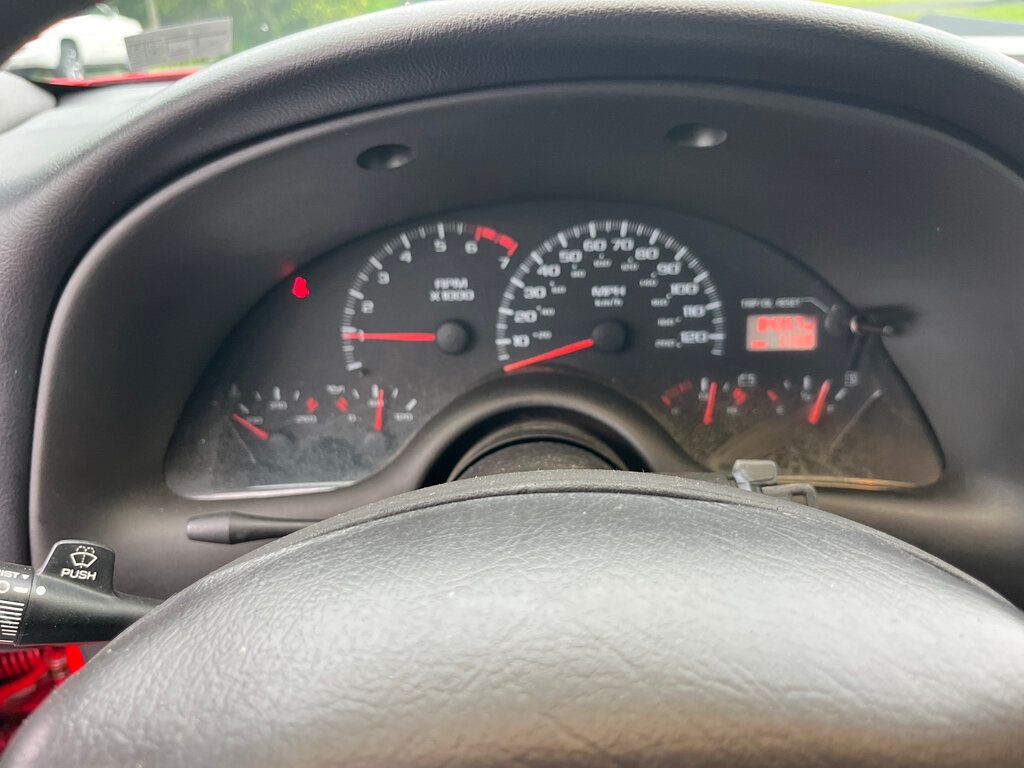 2000 Chevrolet Camaro 2dr Coupe - 23047933 - 25