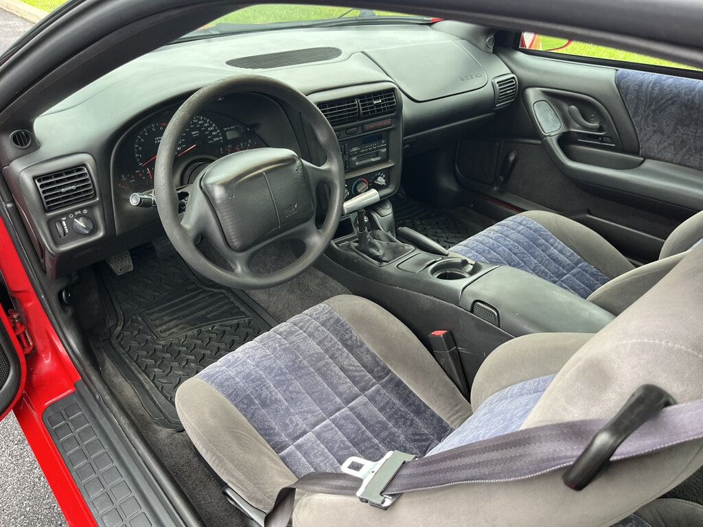 2000 Chevrolet Camaro 2 Owner / Clean Carfax - 23047933 - 19