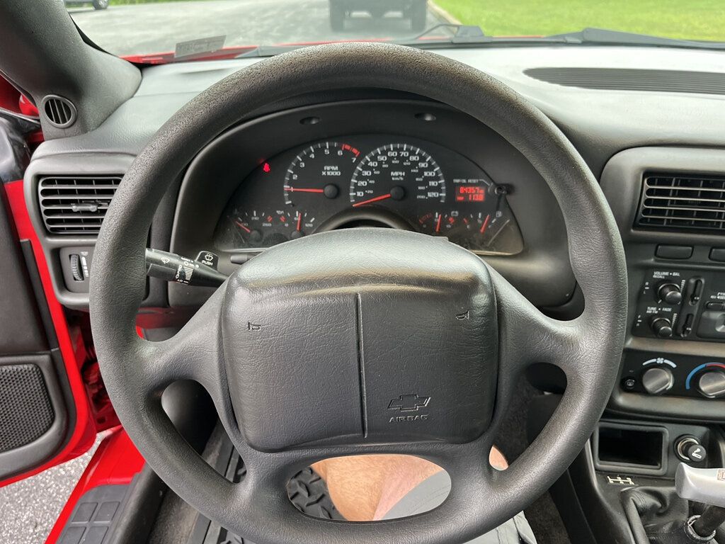 2000 Chevrolet Camaro 2 Owner / Clean Carfax - 23047933 - 24