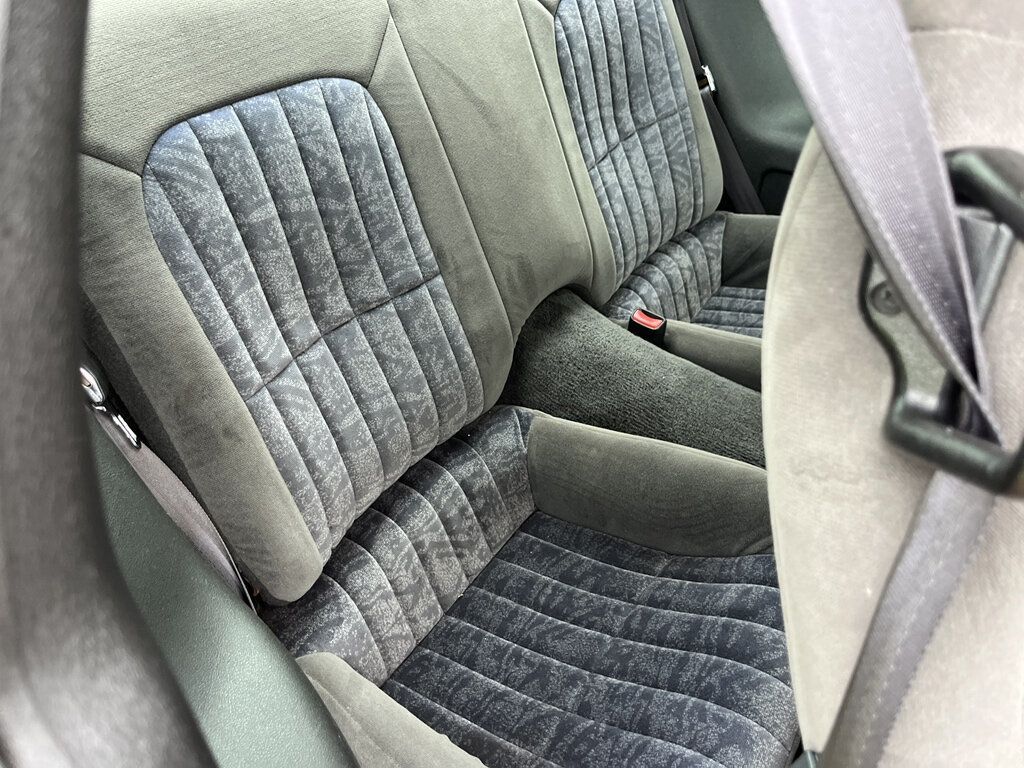 2000 Chevrolet Camaro 2 Owner / Clean Carfax - 23047933 - 28