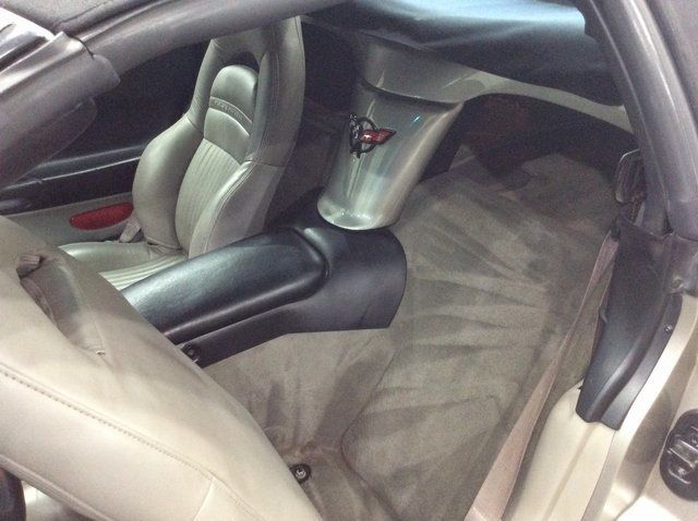 2000 Chevrolet Corvette Convertible photo 17