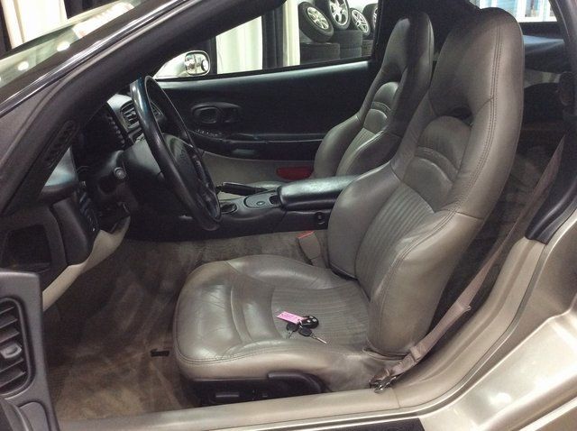 2000 Chevrolet Corvette 2dr Convertible - 22956833 - 11