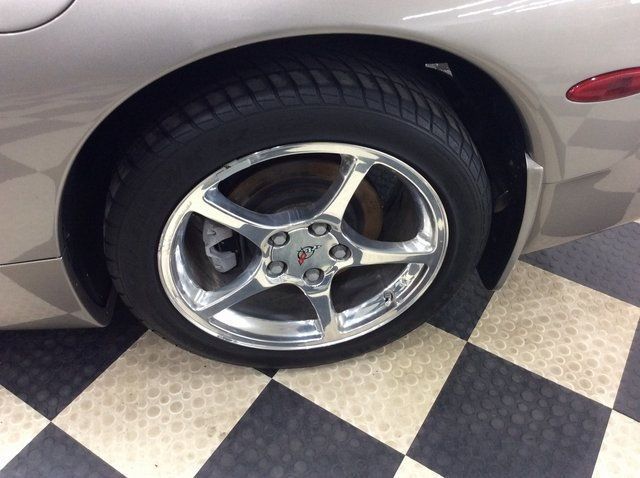 2000 Chevrolet Corvette 2dr Convertible - 22956833 - 23