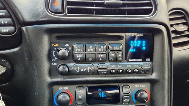 2000 Chevrolet Corvette 2dr Convertible - 23008107 - 17