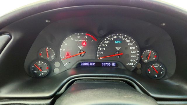 2000 Chevrolet Corvette 2dr Convertible w/ Manual Transmission & Adjustable Bucket Seats - 23008107 - 13