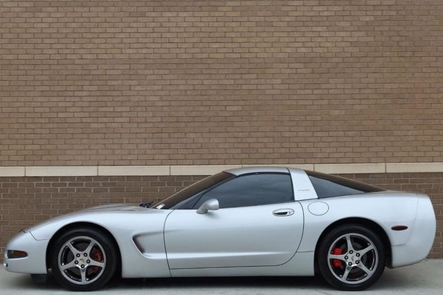 2000 Chevrolet Corvette 2dr Coupe - 23079328 - 1