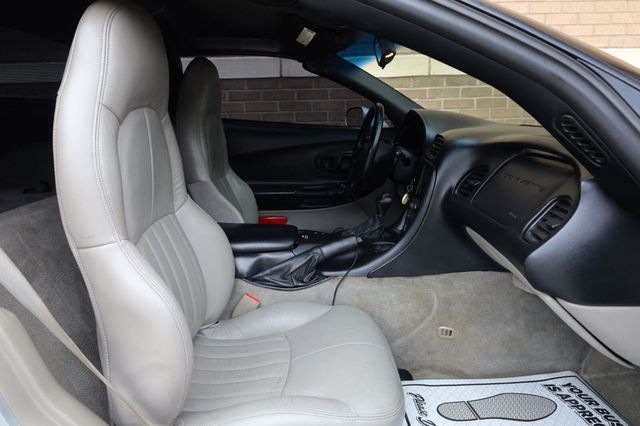 2000 Chevrolet Corvette 2dr Coupe - 23079328 - 23