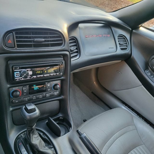 2000 Chevrolet Corvette 2dr Coupe - 22688066 - 19