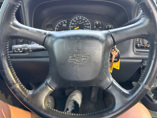 2000 Chevrolet Silverado 1500 Reg Cab 133.0" WB LS - 23055486 - 10