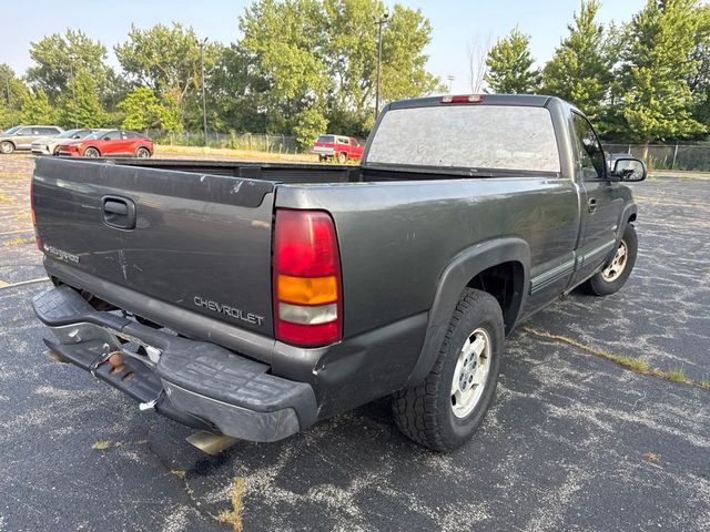 2000 Chevrolet Silverado 1500 Reg Cab 133.0" WB LS - 23055486 - 3