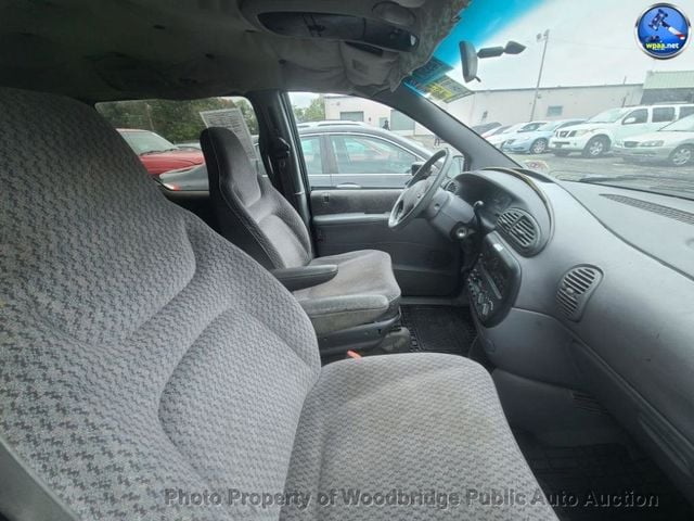 2000 Chrysler Voyager 4dr Grand SE 119" WB - 22930624 - 5