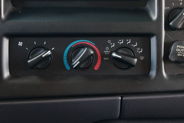 2000 Dodge Ram Wagon 3500 127" WB MAXI - 23046069 - 35