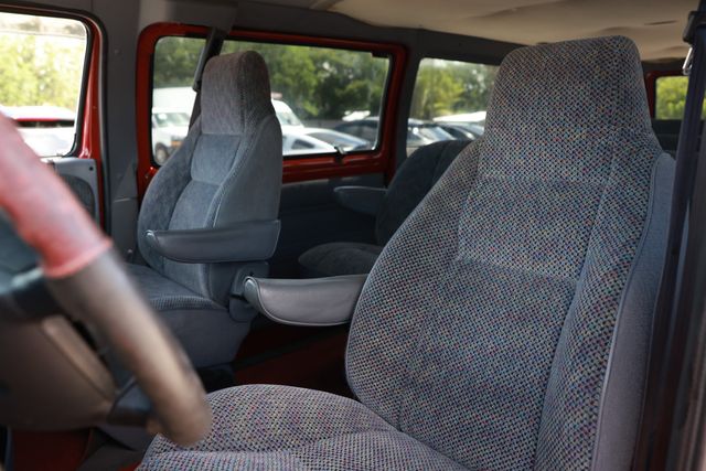 2000 Dodge Ram Wagon 3500 127" WB MAXI - 23046069 - 8