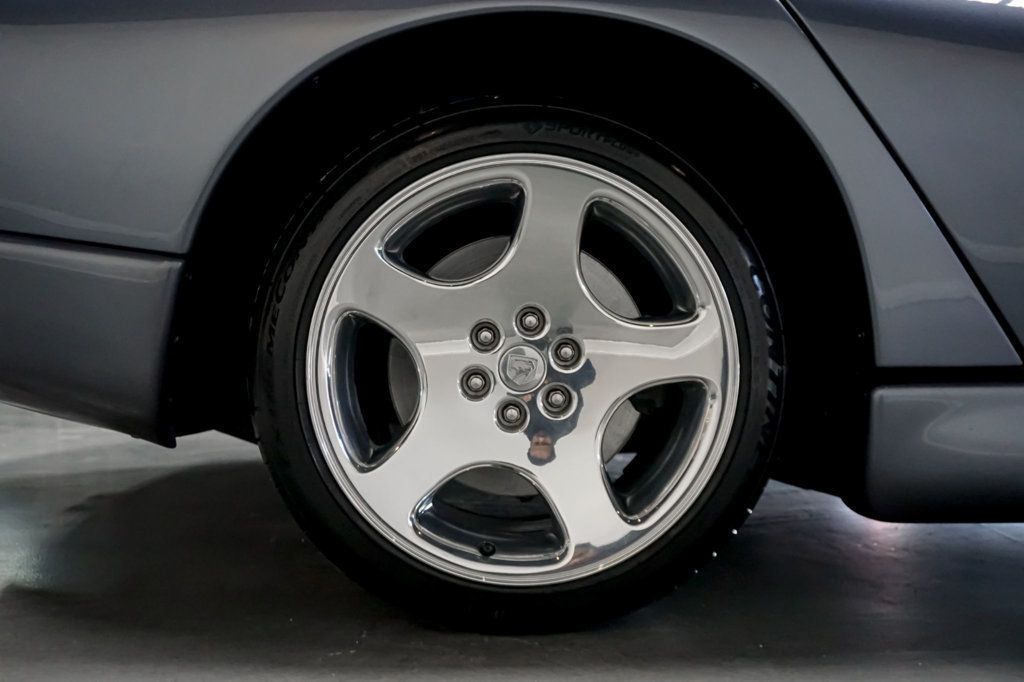 2000 Dodge Viper *Viper GTS* *Steel Gray* *Silver Stripes* *Only 15k Miles* - 22968135 - 38