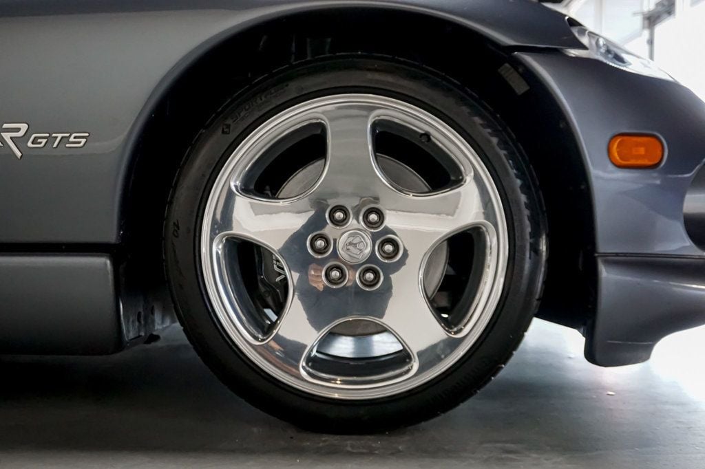 2000 Dodge Viper *Viper GTS* *Steel Gray* *Silver Stripes* *Only 15k Miles* - 22968135 - 39