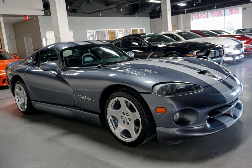2000 Dodge Viper *Viper GTS* *Steel Gray* *Silver Stripes* *Only 15k Miles* - 22968135 - 41