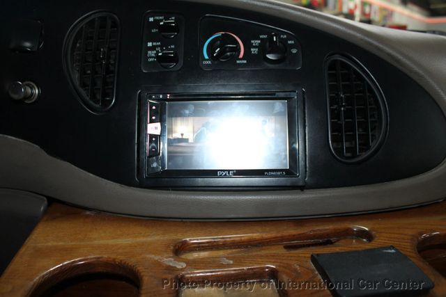 2000 Ford Econoline Cargo Van E-150 Recreational - 22943037 - 13