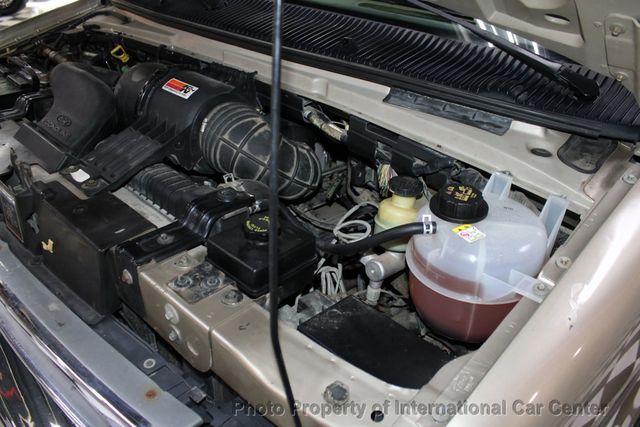 2000 Ford Econoline Cargo Van E-150 Recreational - 22943037 - 28