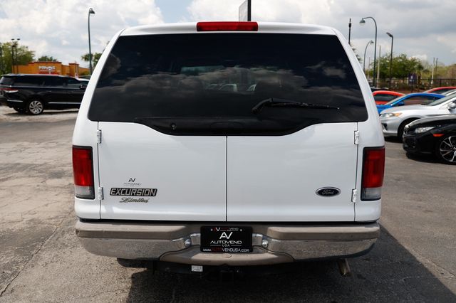 2000 Ford Excursion 137" WB Limited - 23002786 - 9