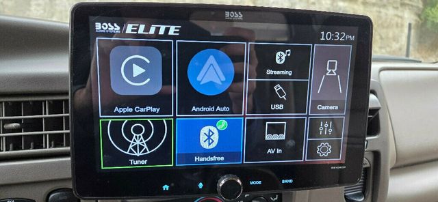 2000 Ford Excursion 137" WB Limited 4WD - 22948053 - 29