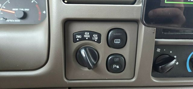 2000 Ford Excursion 137" WB Limited 4WD - 22948053 - 30