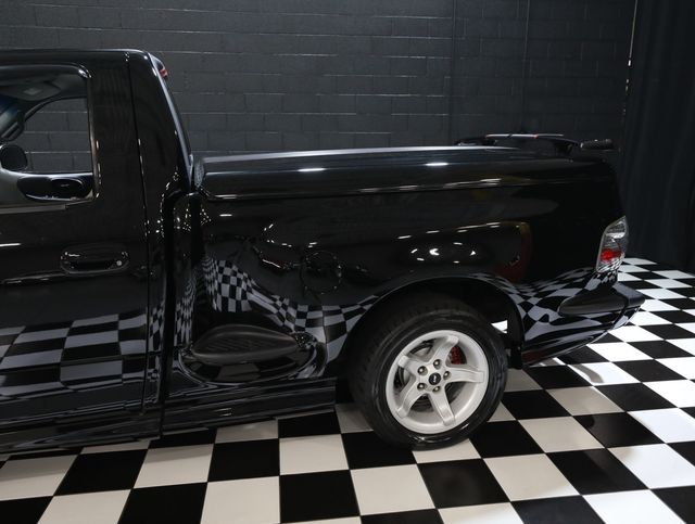 2000 Ford F-150 Reg Cab Flareside 120" Lightning - 23049453 - 29
