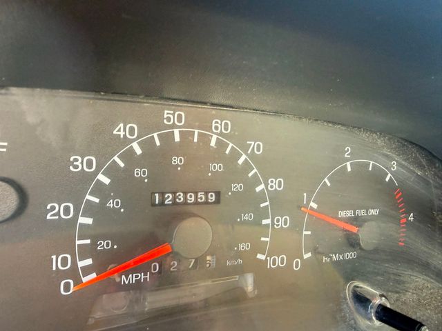 2000 Ford F-650 20' Box Truck With Liftgate Base Trim - 22958501 - 4