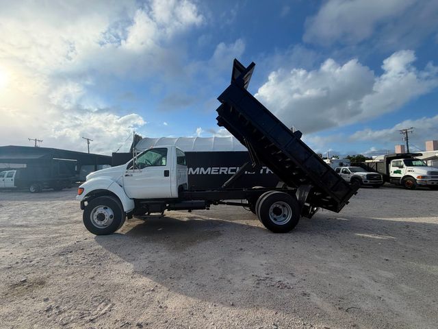 2000 Ford F-750 Dump Truck  - 22993630 - 1