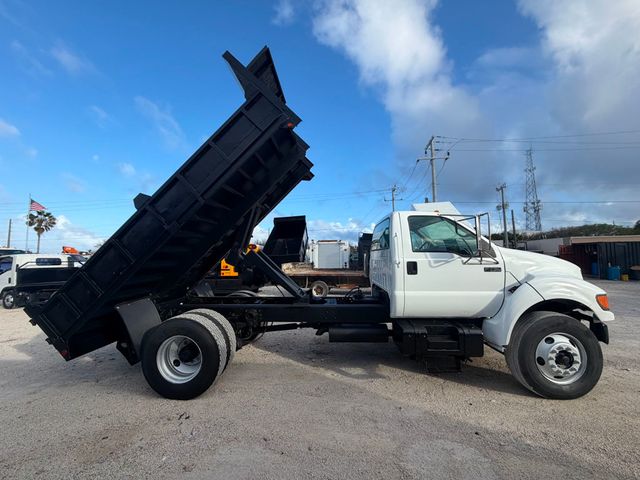 2000 Ford F-750 Dump Truck  - 22993630 - 4