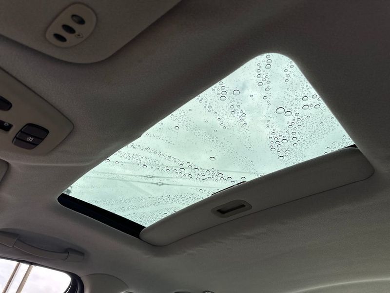 2000 Jaguar S-Type 4dr Sedan V8 - 23001628 - 17