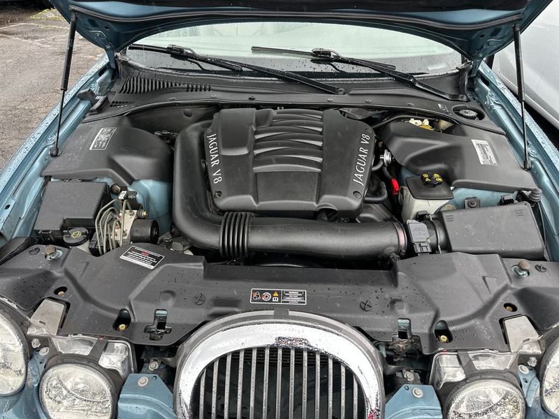 2000 Jaguar S-Type 4dr Sedan V8 - 23001628 - 18