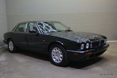 2000 Jaguar XJ