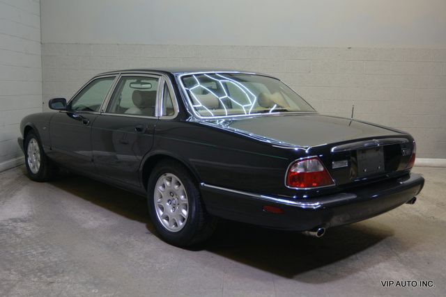 2000 Jaguar XJ 4dr Sedan - 22965182 - 2