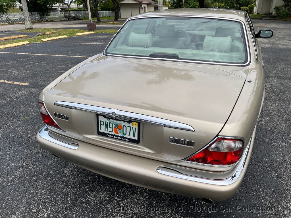 2000 Jaguar XJ XJ8 Sedan - 22856045 - 17