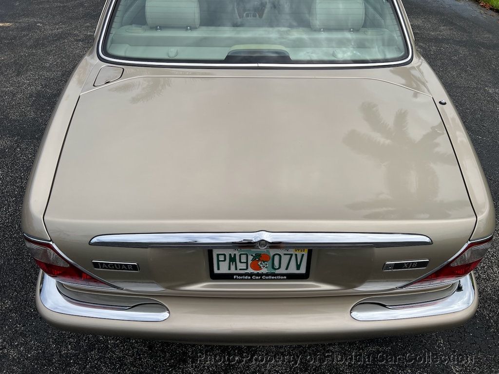 2000 Jaguar XJ XJ8 Sedan - 22856045 - 19